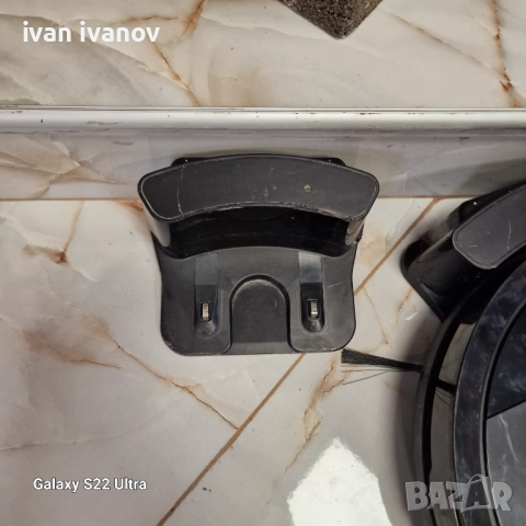 Зарядна Станция Робот Прахосмукачка , снимка 4 - Прахосмукачки - 51553110