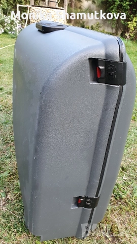 Голям куфар с колелца сив цвят, снимка 4 - Куфари - 52577305