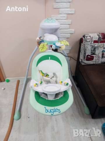 Като нова Електрическа люлка-шезлонг Caretero Bugies до12кг.в гаранция, снимка 7 - Други - 52109581