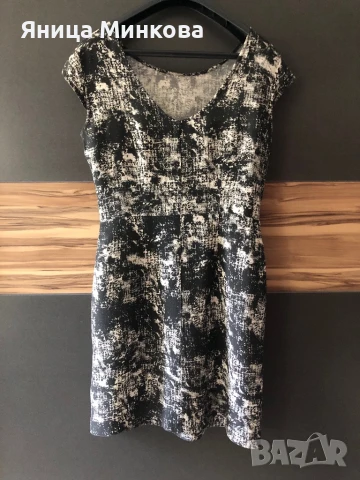 Дамска рокля, снимка 4 - Рокли - 50505359