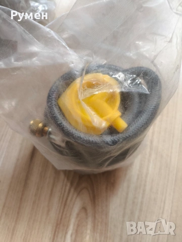 Оригинални лепила (уплатнители) за спукани гуми, снимка 4 - Аксесоари и консумативи - 53399950