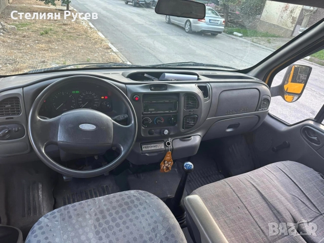Ford transit 2.4 120к.с 5+1 / товаропътнически - цена 13 100 лв или 6697,92 евро - БЕЗ БАРТЕР БОРДОВ, снимка 4 - Бусове и автобуси - 51974678