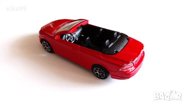 Bburago Volvo C70 Cabriolet 1:43, снимка 2 - Колекции - 45380980