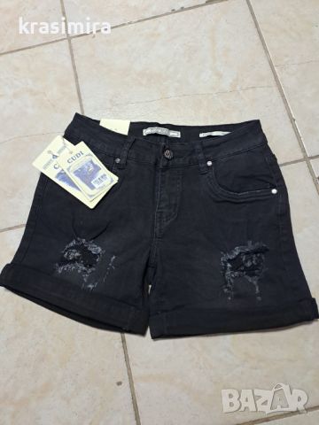 Черни дънкови панталонки , снимка 2 - Къси панталони и бермуди - 46448422