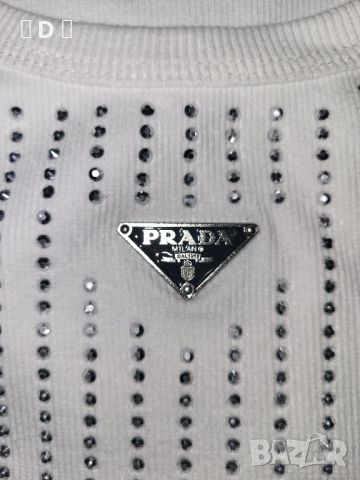 нов топ Прада , prada -s, снимка 2 - Потници - 46293282