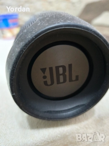 JBL charge 3 , снимка 3 - Слушалки и портативни колонки - 52446160