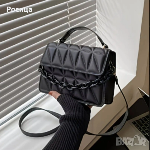 Черна дамска чантичка 