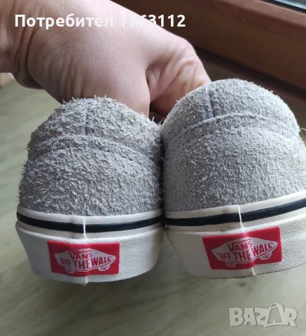 Vans детски кецове, 34.5 номер, сиви, чисто нови. Забележка - едната обувка е по-избеляла от другата, снимка 4 - Детски маратонки - 48930173