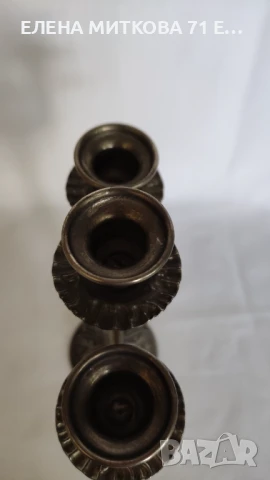 Стар метален свещник тройка с красиви орнаменти, снимка 5 - Антикварни и старинни предмети - 50869125