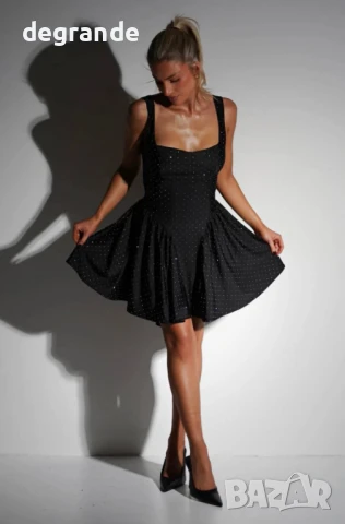 Елегантна кукленска рокля от Чист Сатен, снимка 2 - Рокли - 51388979