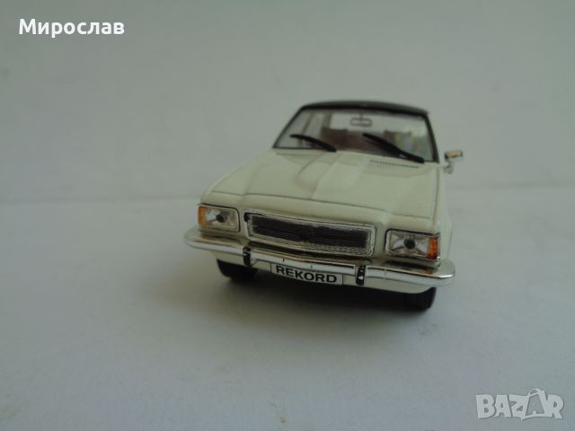 1:43 OPEL REKORD ИГРАЧКА КОЛИЧКА МОДЕЛ , снимка 2 - Колекции - 46082891