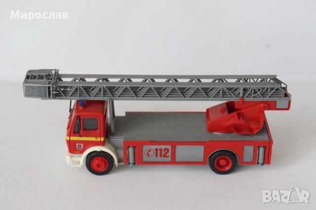 HERPA?? H0 1/87 MERCEDES ПОЖАРНА КАМИОН МОДЕЛ, снимка 2 - Колекции - 53644391