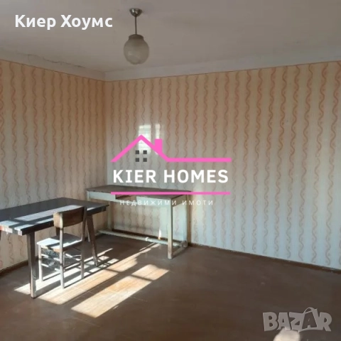 Къща в село Средно Градище общ.Чирпан, снимка 3 - Къщи - 52456101