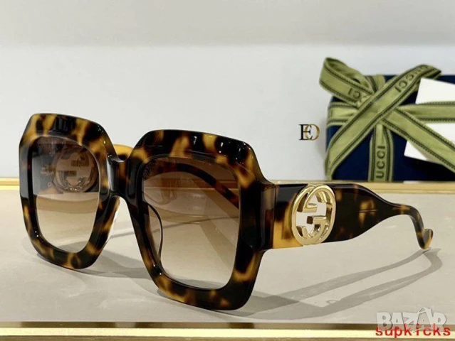 очила с калъф ysl saint laurent gucci , снимка 2 - Слънчеви и диоптрични очила - 50691606