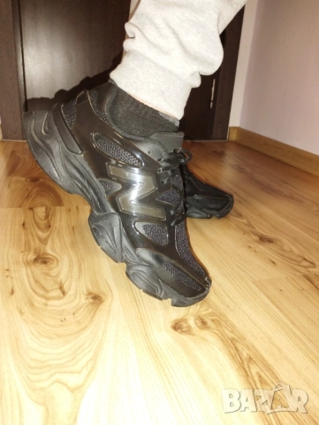 Маратонки New Balance 44