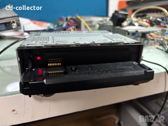 KENWOOD KDC W7141U - МНОГО ЗАПАЗЕН , снимка 4 - Радиокасетофони, транзистори - 52726266