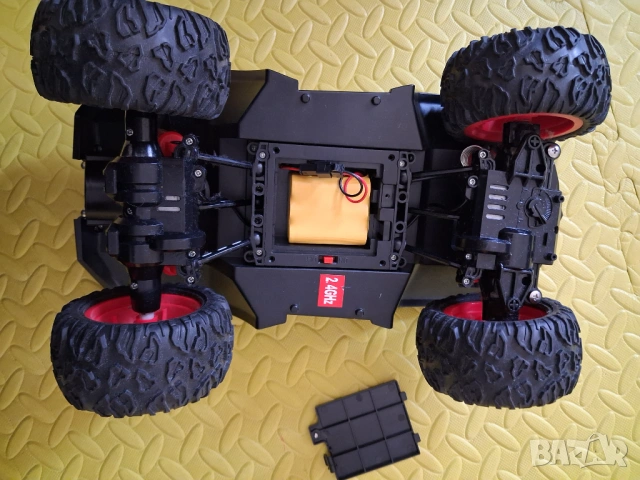 Детски коли с батерии, снимка 12 - Коли, камиони, мотори, писти - 51760916