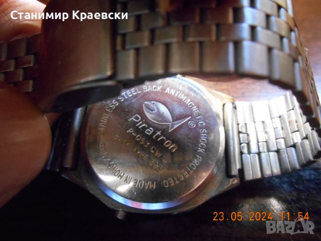 Piratron P-053CW LCD watch Vintage 79-82 for repair, снимка 4 - Други ценни предмети - 46104270