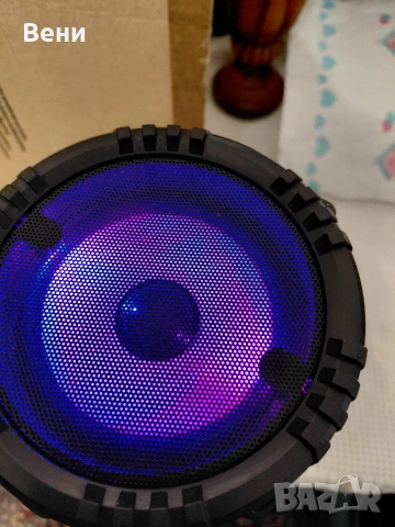 Блутут колонка, снимка 8 - Bluetooth тонколони - 53222055