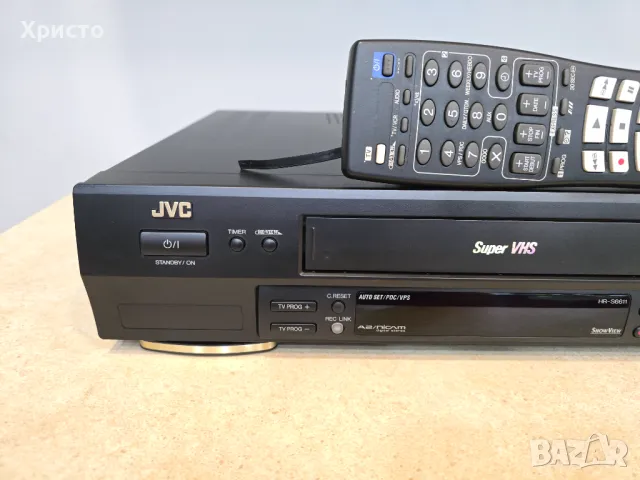 JVC HR-S6611 Hi–Fi Super VHS, снимка 3 - Плейъри, домашно кино, прожектори - 48338120