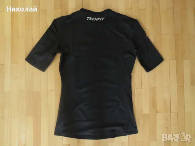 adidas techfit тениска, снимка 6 - Тениски - 47193211