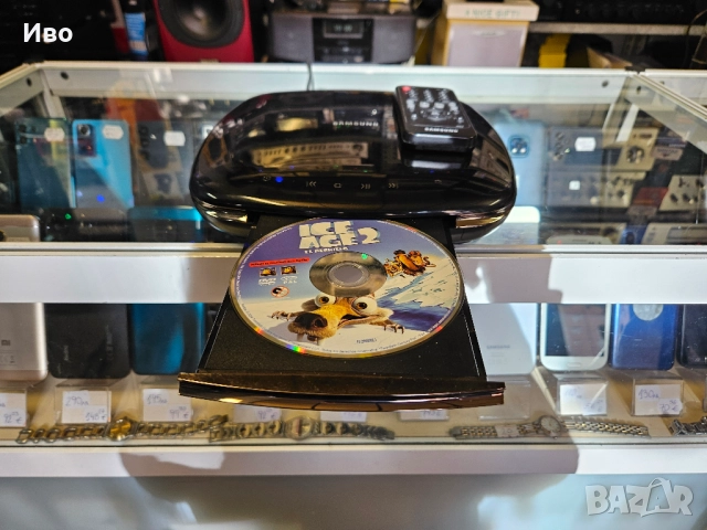 ДВД Samsung DVD-FP580 с дистанционно. В отлично техническо и визуално състояние.