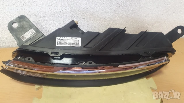 Оригинална лява FULL LED DRL (дневна светлина) за Citroën C3 III / Ситроен Ц3 (2021-2024), снимка 11 - Части - 50189288