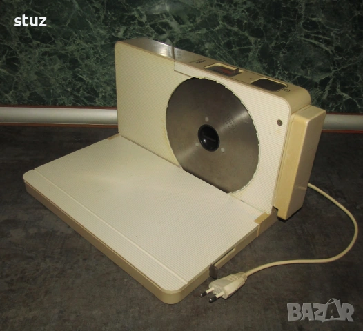 Електрическа машина Bosh, за рязане на колбаси, хляб, зеленчуци, сирена, снимка 4 - Кухненски роботи - 53417972