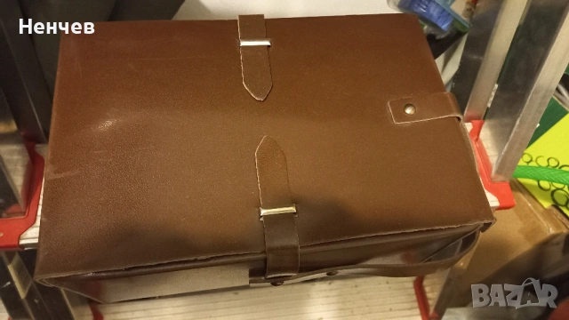 Аналогов измервателен сервизен прибор в кожен калъф