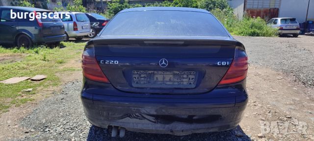 Mercedes Benz C220 W203 coupe 2.2CDI-143к.с. на части, снимка 6 - Автомобили и джипове - 45763295