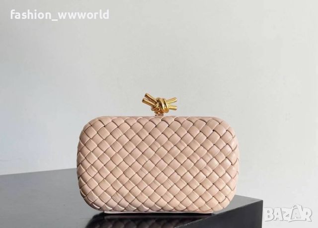 дамска чанта BOTTEGA VENETA-реплика, снимка 11 - Чанти - 46206623