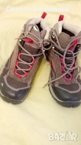 Дамски спортни обувки 