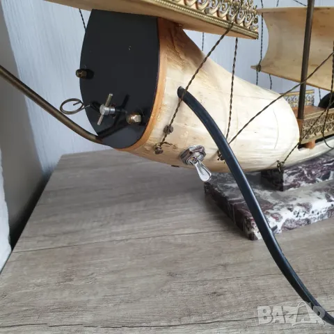 Голям кораб от рог с нощна лампа и латерна, снимка 5 - Колекции - 50266343