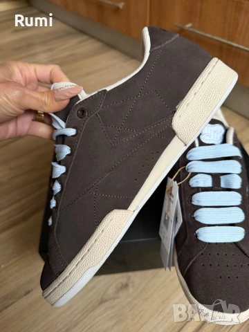 Оригинални нови кожени маратонки Reebok x SNEEZE! 44 н, снимка 5 - Кецове - 52179924