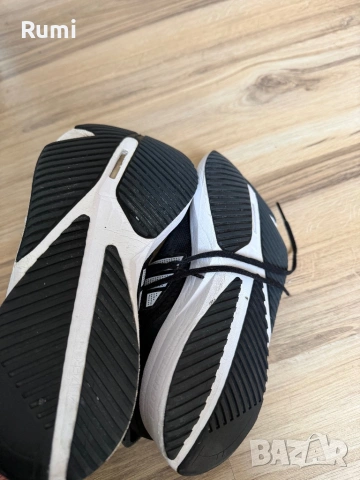 Оригинални Маратонки за бягане Adidas Adizero SL W ! 40,5 н, снимка 10 - Маратонки - 51869260