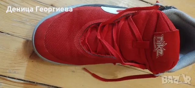 Продавам много запазени оригинални маратонки Nike-38.5, снимка 1 - Детски маратонки - 47137770