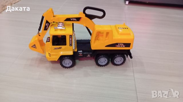 Детски играчки комплект , снимка 2 - Коли, камиони, мотори, писти - 45605115
