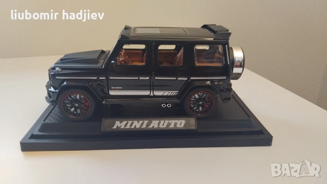 Метална количка: Mercedes G 800 BRABUS, снимка 7 - Коли, камиони, мотори, писти - 54057622