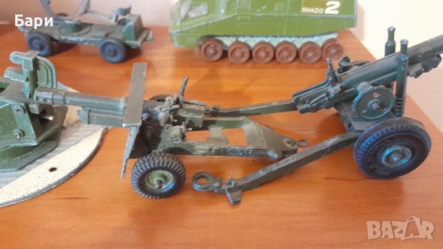 Оригинални военни модели играчки на Dinky , снимка 2 - Колекции - 45997640