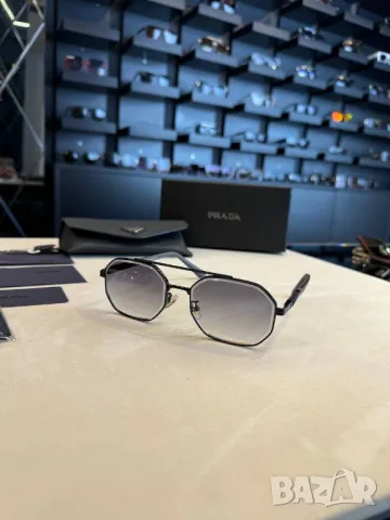 очила с черен обикновен калъф ray ban prada chanel burberry, снимка 10 - Слънчеви и диоптрични очила - 50417003