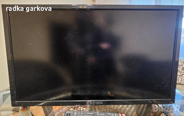 Телевизор Crown 24inc, снимка 2 - Телевизори - 52183366