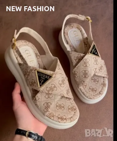 Дамски Сандали :36-40:  GUESS , снимка 2 - Сандали - 46955101