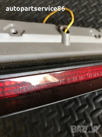 Трети стоп сигнал за багажник за Subaru Forester (2003–2008) 24036, снимка 2 - Части - 54226375