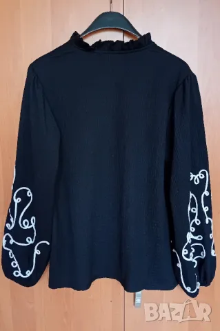 Черен топ с бродерия, снимка 7 - Блузи с дълъг ръкав и пуловери - 49986944