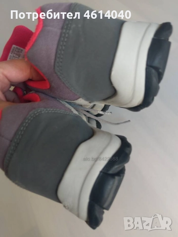 Обувки маратонки Адидас размер 35, снимка 3 - Детски маратонки - 52581102