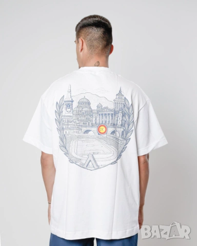 Бяла тениска ,,Левски'' (oversized) Размер - М , снимка 4 - Тениски - 53402147