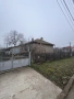 Продавам къща с двор - Генерал Тошево, снимка 2