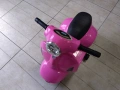 Акумулаторен мотор Vespa GTS Sport розов, снимка 6