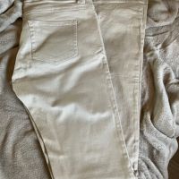 Terranova Нов дамски бежов панталон с ниска талия, М, снимка 3 - Панталони - 45719195