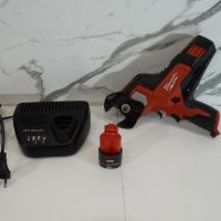 Промо Milwaukee M12 CC + 2.0 Ah - Акумулаторна резачка за сноп кабели, снимка 1 - Други инструменти - 45413862